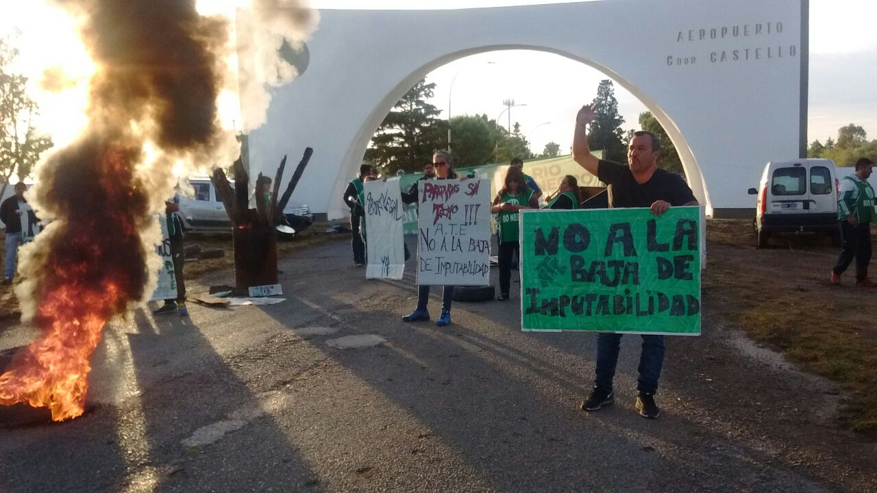 Protesta contra Macri en Viedma: Foto de la redes sociales